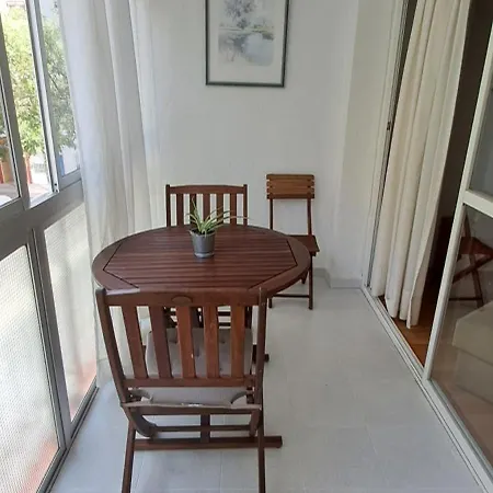 Piso La Princesa Apartment *